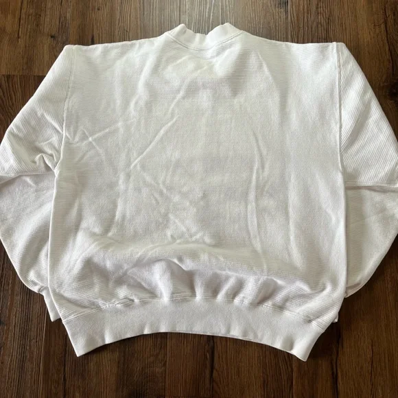 Festive White Sweatshirt with Holiday Graphics - Picture 5 of 6